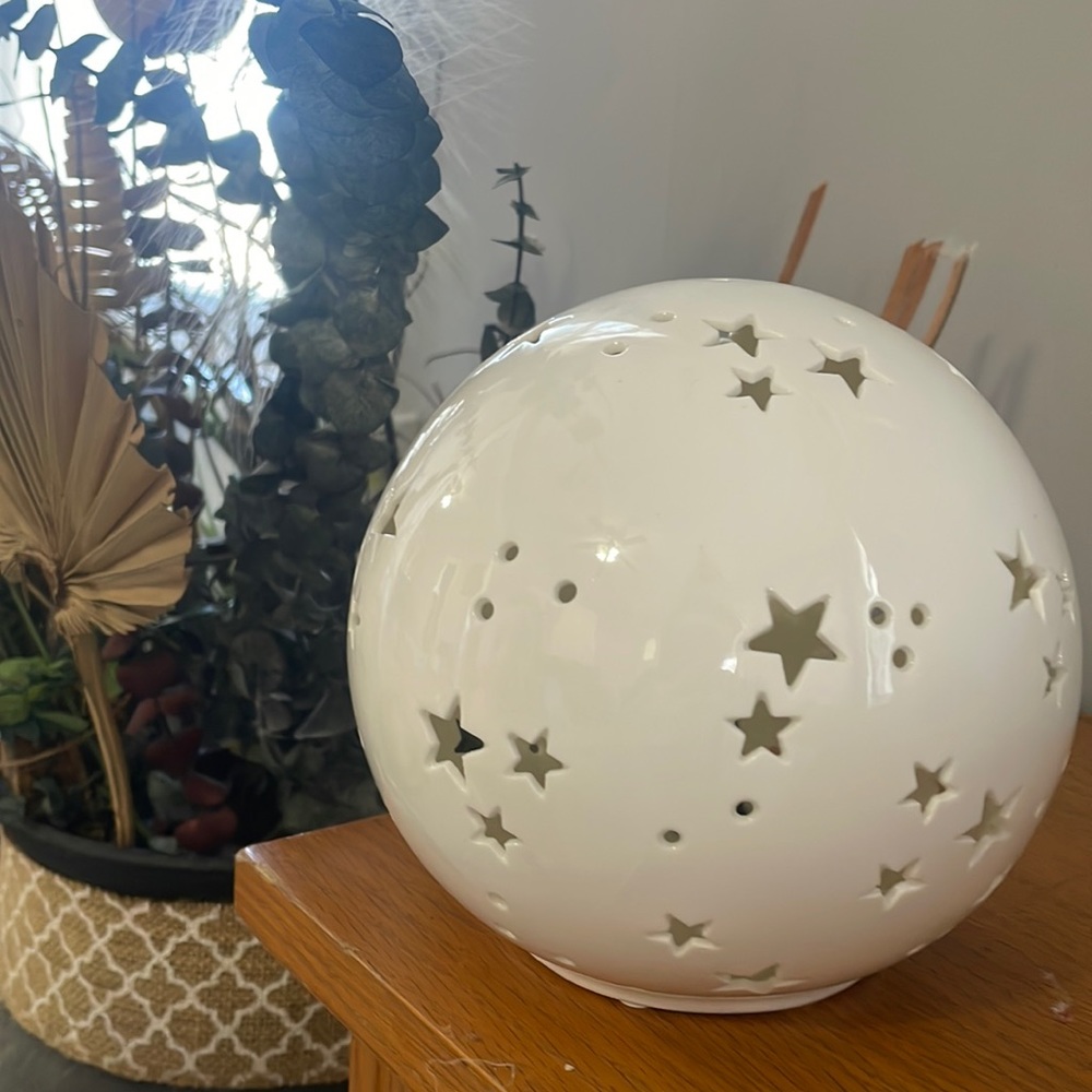 Starry Globe Nightlight - Pillowfort